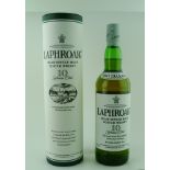 LAPHROAIG 10 year old Islay Single Malt Scotch Whisky, 40% vol., 1 bottle in presentation tube