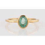 A 9ct yellow gold emerald single stone ring, hallmarked Sheffield, ring size R.