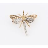 *A diamond set dragonfly brooch / pendant, with graduated eight-cut diamonds set to abdomen and open