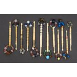 Lace bobbins comprising twelve bone examples variously decorated and nine wooden (21)