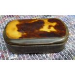 A 19th century horn and tortoiseshell Snuff Box.