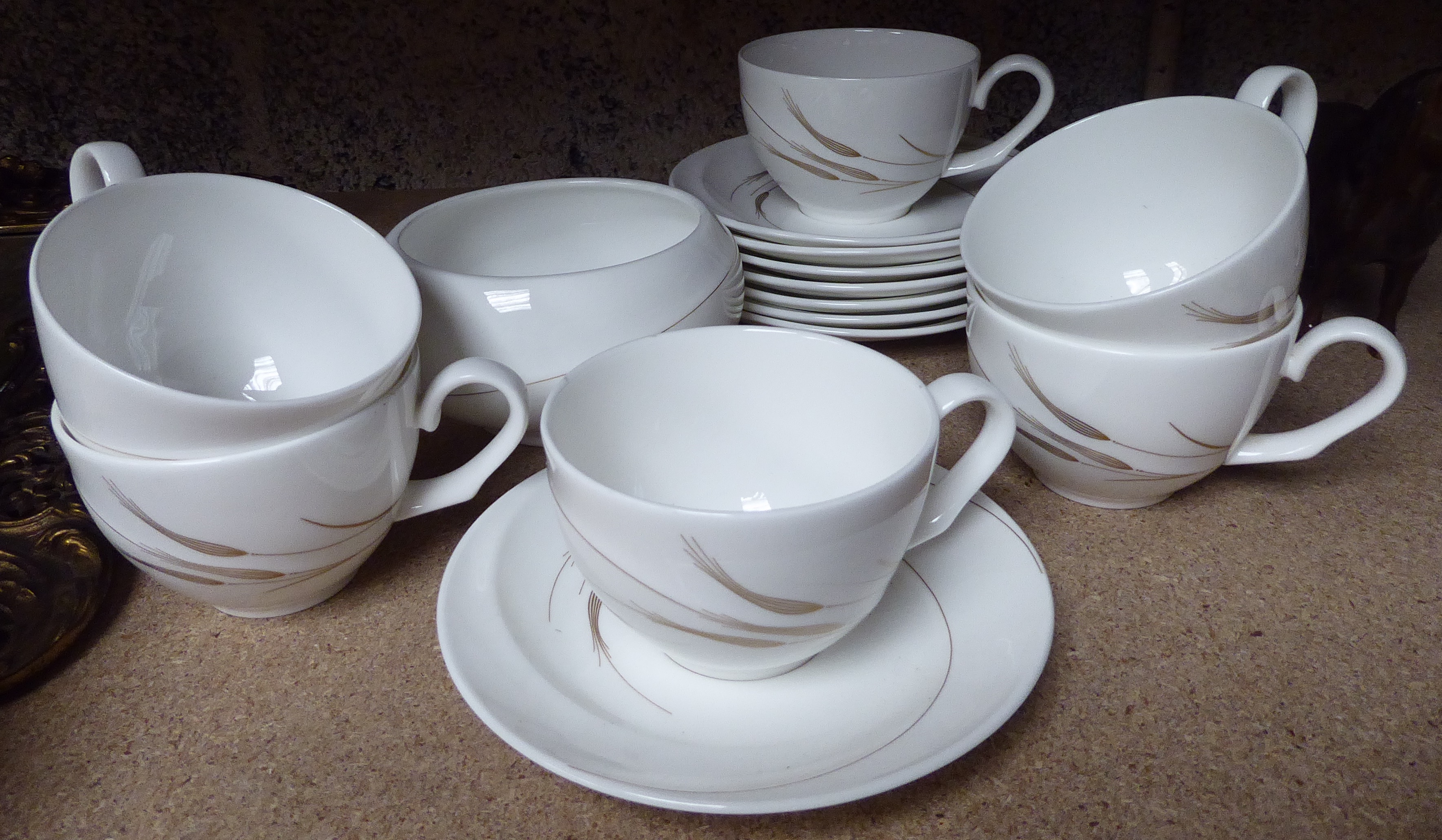 A Wedgwood Serenity pattern Dinner and Tea Service, comprising eight dinner plates, eight dessert