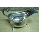 An Edwardian silver Sauce Boat with 'C' scroll handle, Sheffield 1909, 6.4 oz.