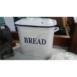 Enamel bread bin