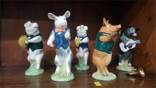 A five piece Beswick Pig Band