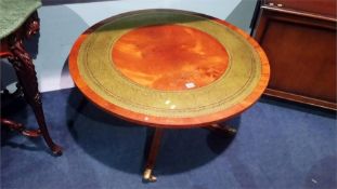 Reproduction circular coffee table