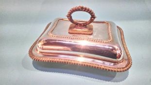 A silver tureen and cover, Sheffield 1913, 65 oz