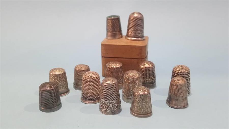 Collection of silver thimbles - Image 3 of 4