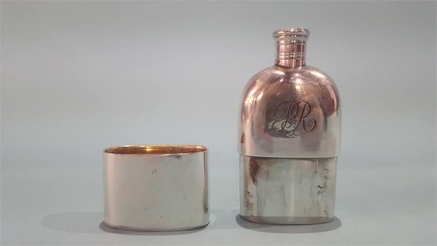 Victorian silver hip flask - Image 3 of 3