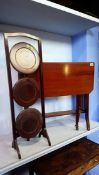 A mahogany Sutherland table and a cake stand