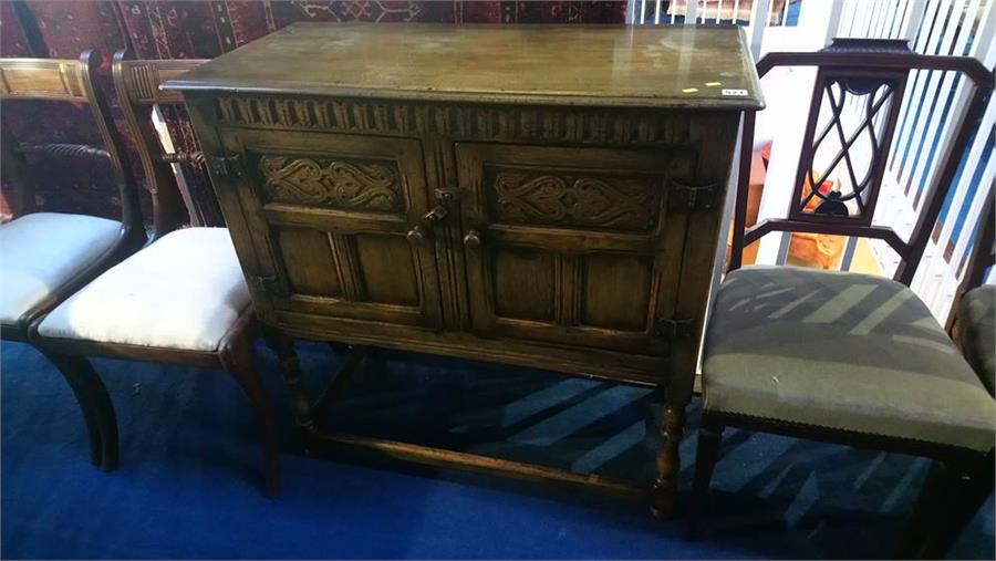 An oak two door side cabinet, 91cm wide