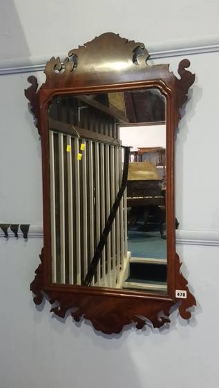 A mahogany mirror - Image 2 of 2