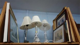 Various lamps and pictures