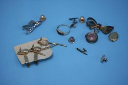 Bag of assorted jewellery, including a gold ruby ring, various gold studs etc.