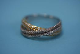 An 18ct gold and diamond ring, 5.2 grams