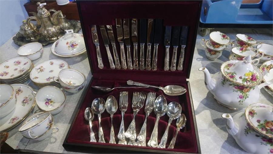 Canteen of cutlery