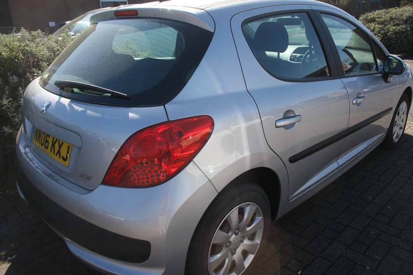 A Peugeot 2002, 207, 1360cc, petrol, no tax, not test, 16608 miles - Image 9 of 11