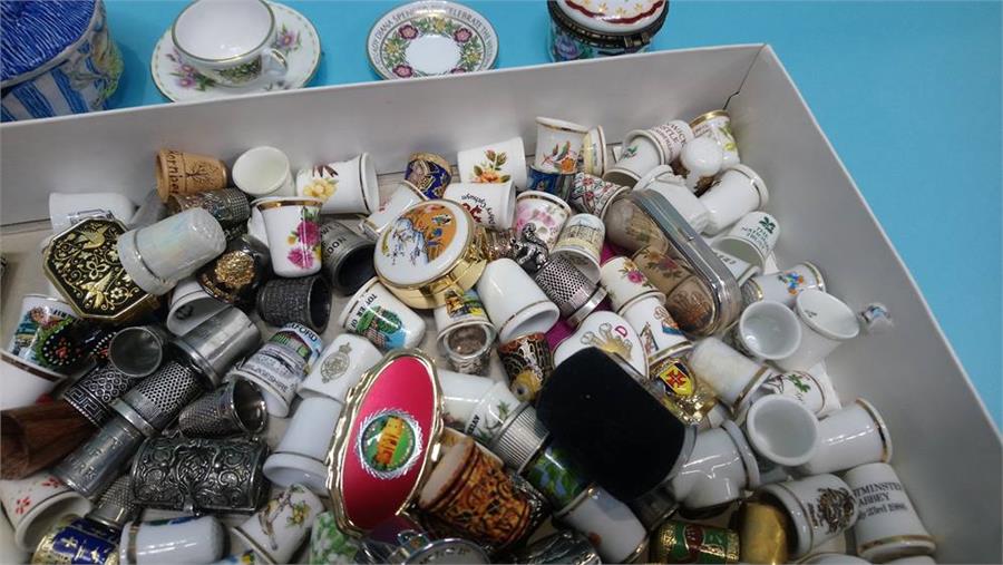 Box of thimbles etc. - Image 4 of 5