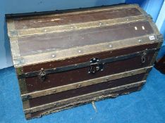 A dome top trunk