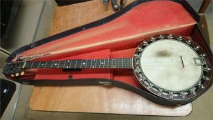 The new Windsor Zither Banjo and case