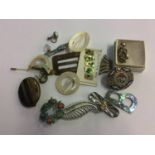 Assorted jewellery, mother of pearl buckles etc.