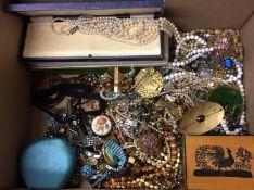 Box of costume jewellery