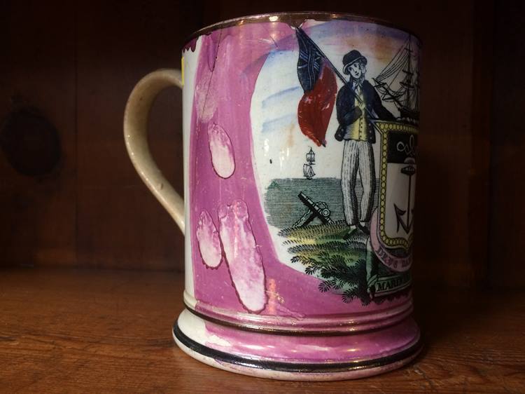 A Sunderland lustre frog mug 'Mariner's Arms' - Image 2 of 3