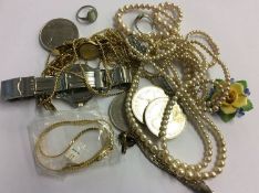 Assorted costume jewellery, wristwatches etc.