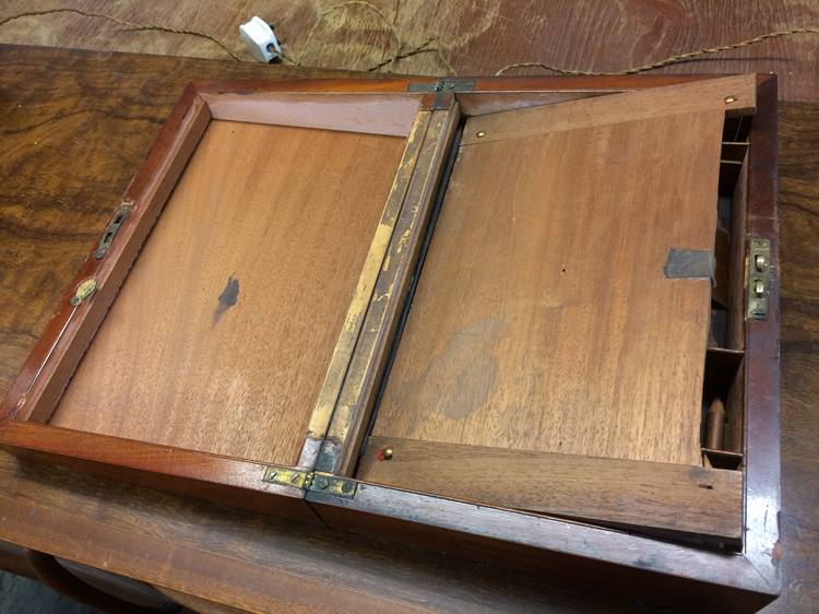 A mahogany writing slope - Image 2 of 2