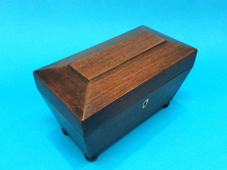 A mahogany Sarcophagus shaped tea caddy - Image 2 of 4