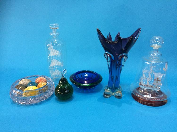 Collection of assorted studio glass - Image 2 of 2