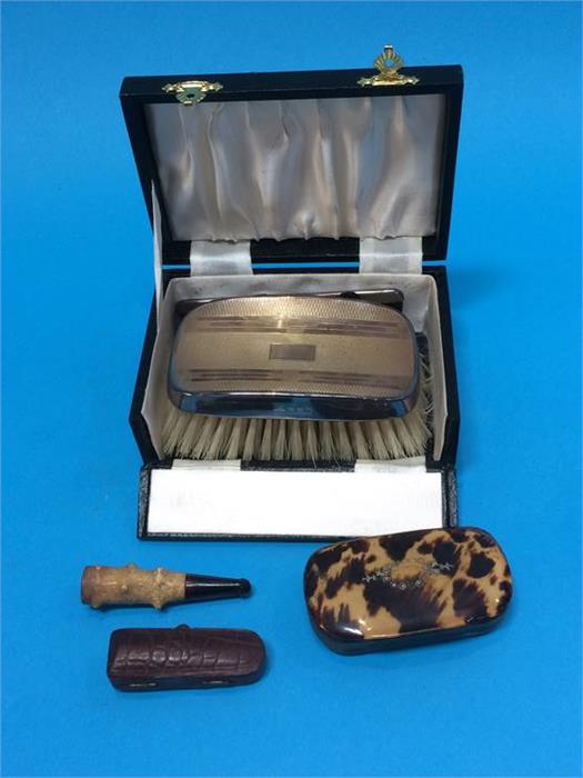 A silver mounted brush, horn and snuff box etc.