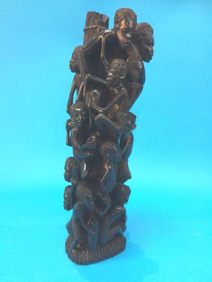 A carved African hardwood figure group - Image 3 of 6