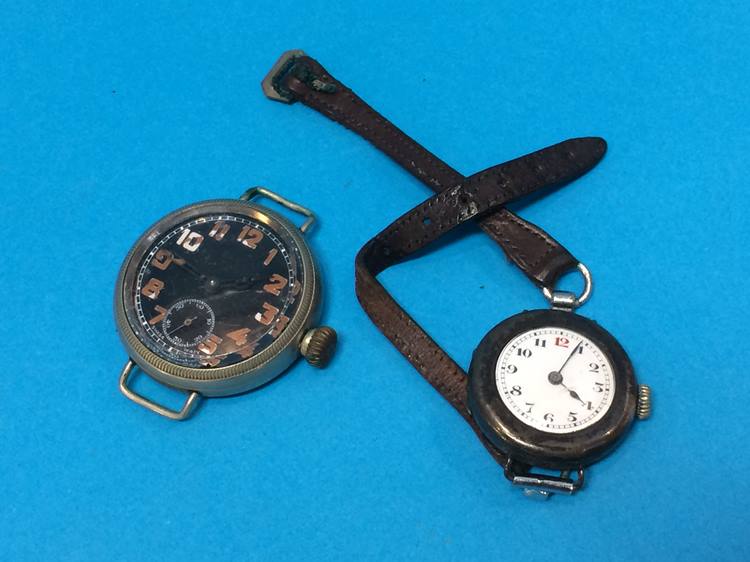 A military issue wristwatch, together with a silver wristwatch - Image 2 of 2