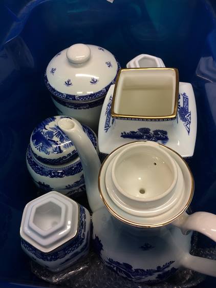 Three boxes Ringtons china - Image 2 of 3