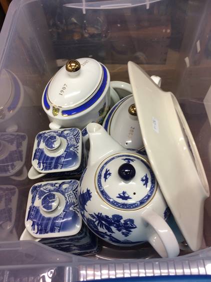 Three boxes Ringtons china - Image 3 of 3