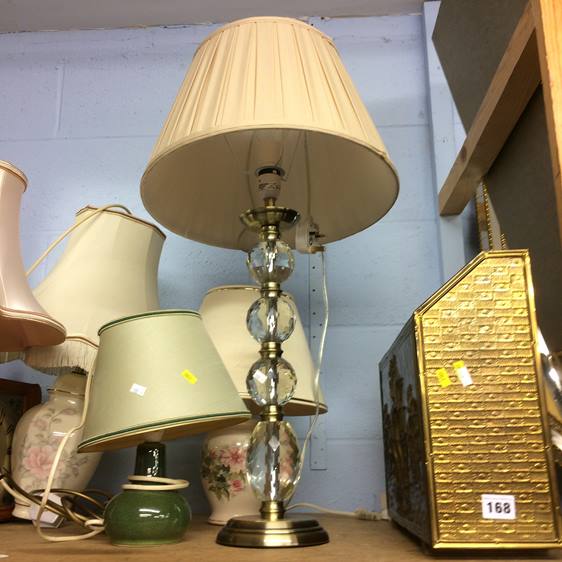 Various lamps, magazine rack etc.