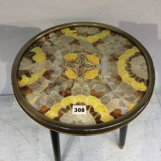 Butterfly wing circular table - Image 2 of 2