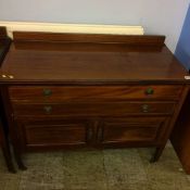 Edwardian mahogany dressing chest and washstand