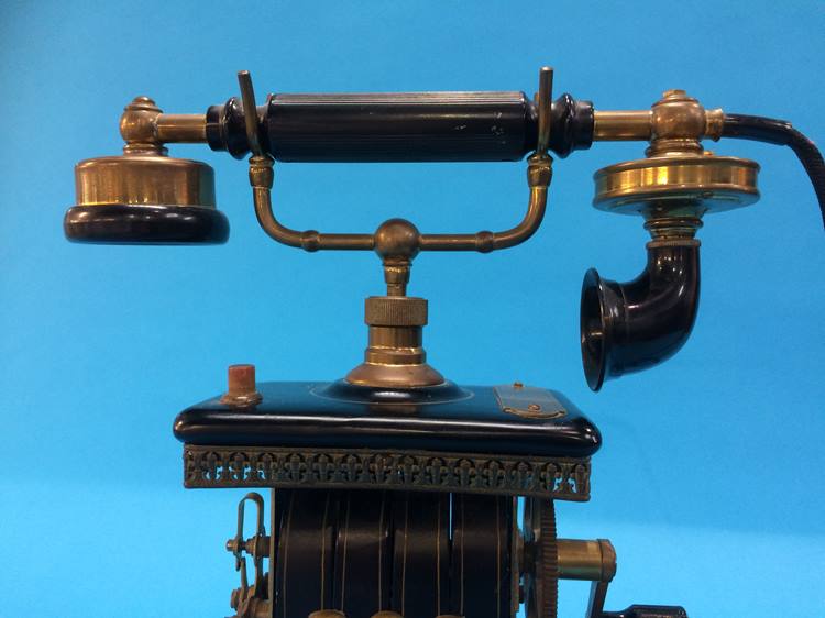 A Danish Hand Crank Telephone - Image 4 of 10