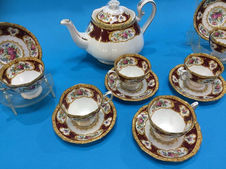 A Royal Albert 'Lady Hamilton' tea set - Image 2 of 3