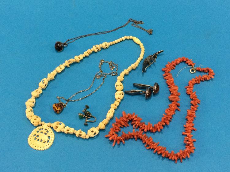 A coral necklace, silver brooch etc. - Image 2 of 2