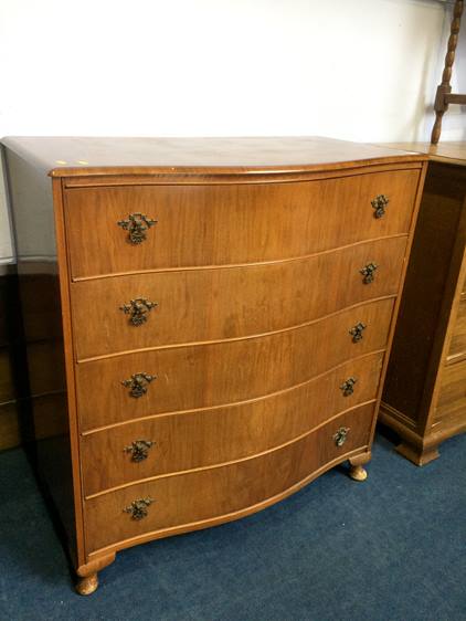 Victorian mahogany chest of drawers