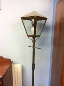Brass 'Street' style lamp