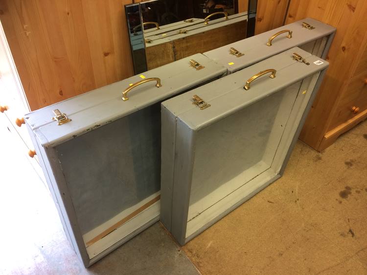 Three table top display cabinets - Image 2 of 2