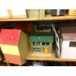 Quantity of Dolls Houses