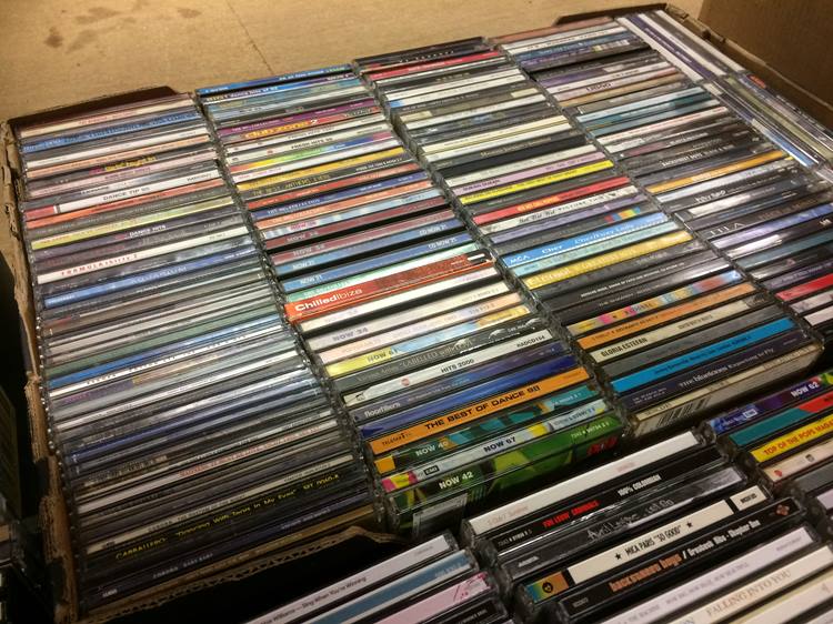 Quantity of CDs and LPs - Image 4 of 4