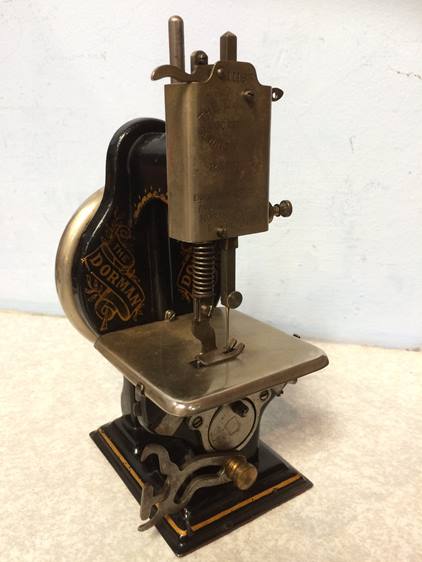 A Dorman Lockstitch sewing machine, numbered 11183. The Dorman Sewing Machine Company Northampton.