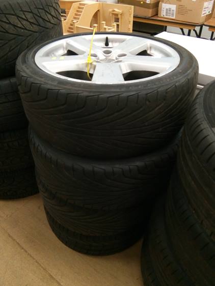 Four Audi Wheels 235/402 R18