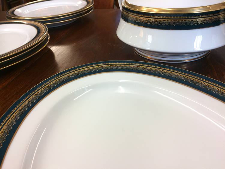 Noritake tea and dinner service - Image 3 of 3